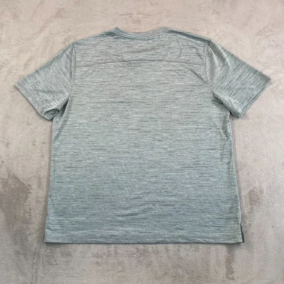 Tommy Bahama Wave Crest Henley T Shirt Men XL Grey IslandZone Performance NWOT - Picture 5 of 9